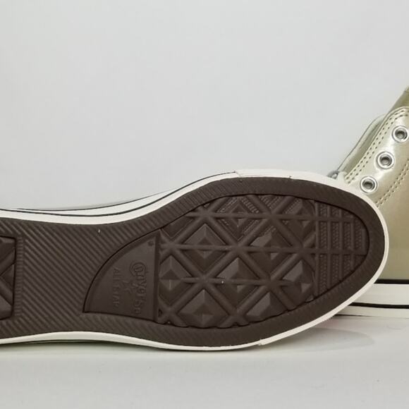 Converse Women's CTAS Metallic Hi Top Sneakers Size 9 Light Gold #A11979C NWT - Picture 4 of 9